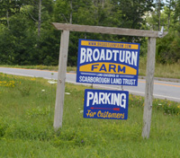 Broadturn Farm sign