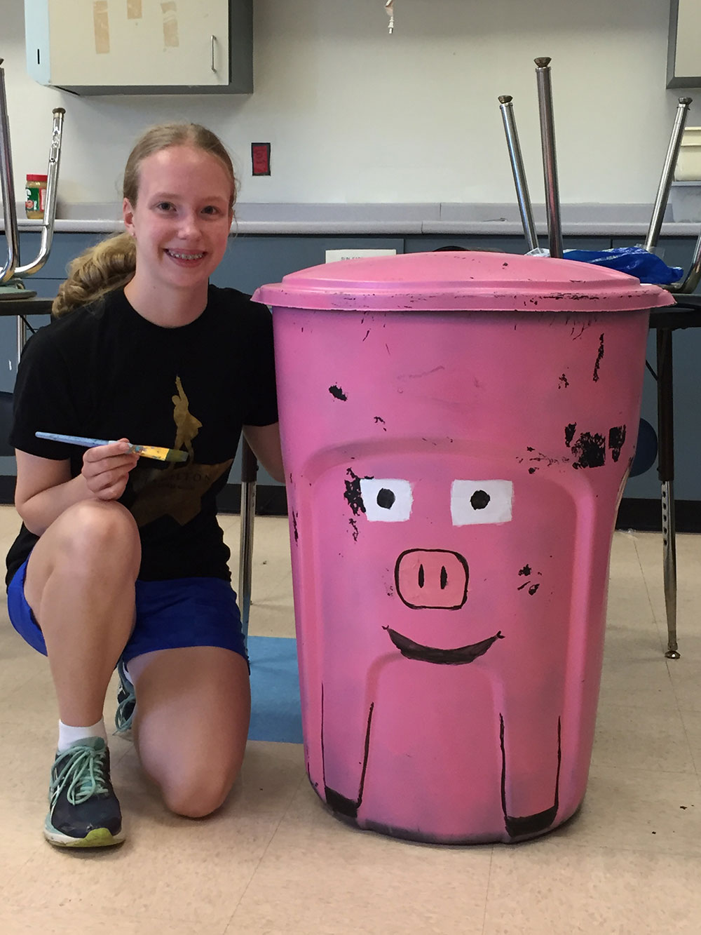 Pink Piggy food receptacle