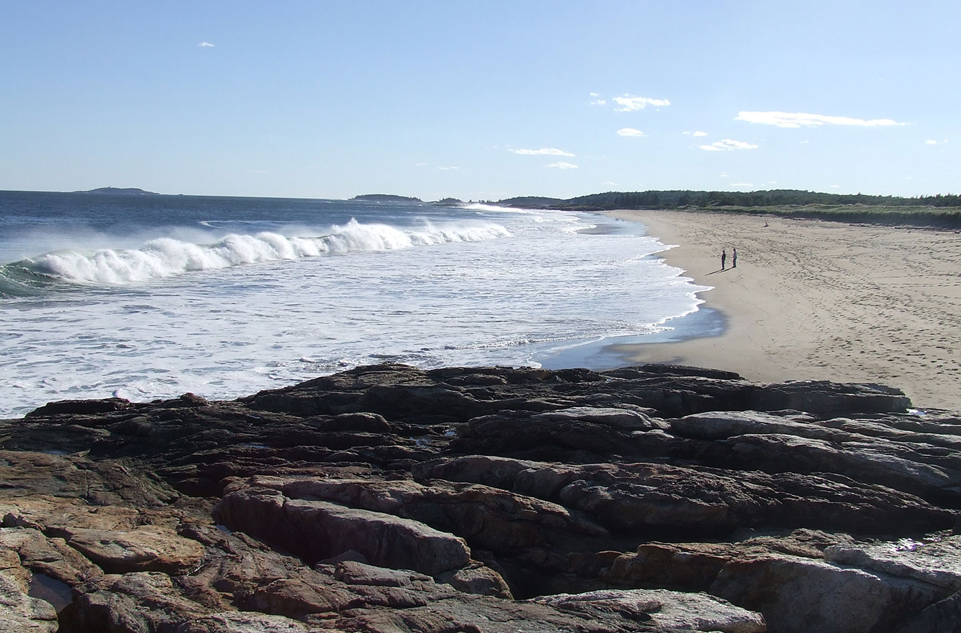 Reid State Park waves and beach