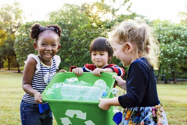 children with recycle bin