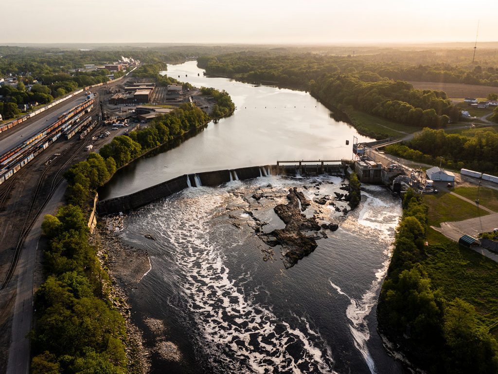 dam on Kennebec River